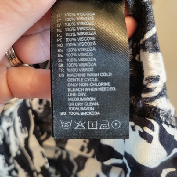 H&M Black White Cat Print Long Sleeve Dress - Picture 8 of 8